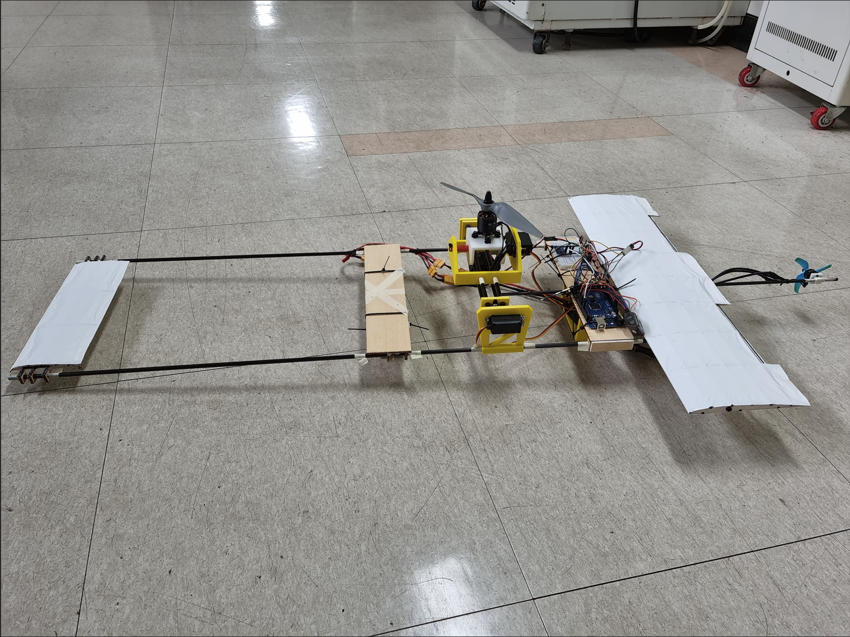 싱글 틸트로터 무인기