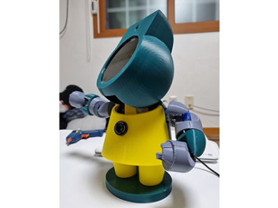 다목적 비언어적 소통 보조 로봇